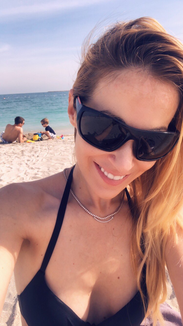 Andrea Kaiser on X: I love my life 🏖❤️🍾 with @SebOgier  t.coOA8LgVsygt  X