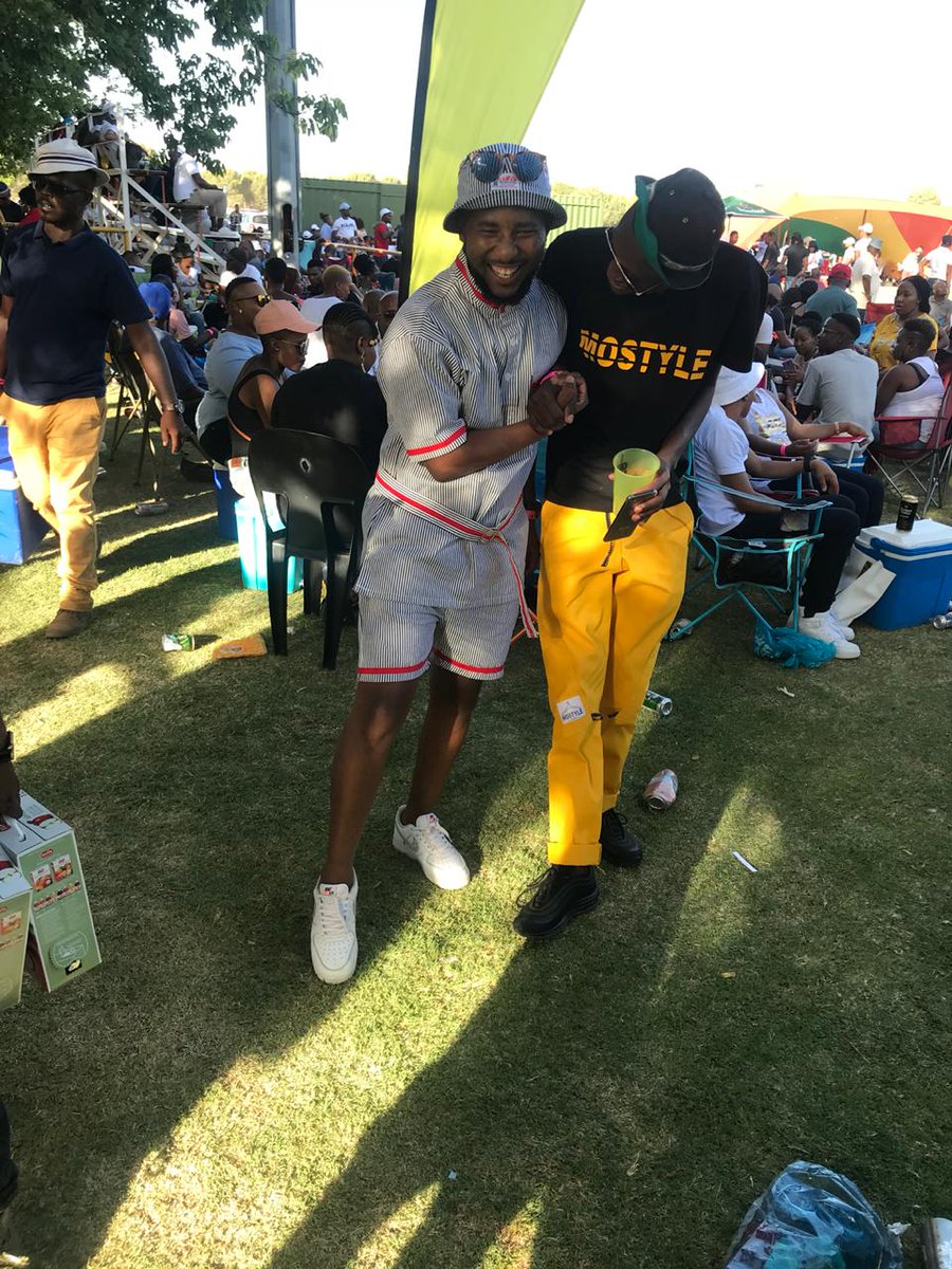 mopeli_teboho's tweet photo. Homecoming outfit #pantsula #mostyle #samson https://t.co/MymO6wIW38