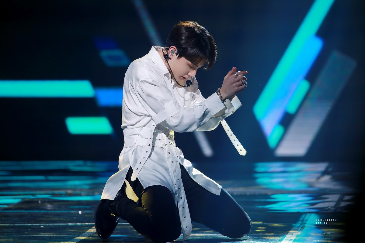 madein1997_jk's tweet photo. JUNGKOOK OF BTS
#정국 #BTS #JUNGKOOK @BTS_twt https://t.co/8V1emqGPmQ