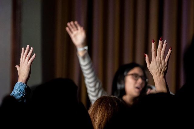 Day 1 of SUMMIT is officially complete! We heard a great message tonight about MASKS and how each of us wear different types. We can’t wait to see what else God has in store for us! #friendssummit18 bit.ly/2Vh1TKH