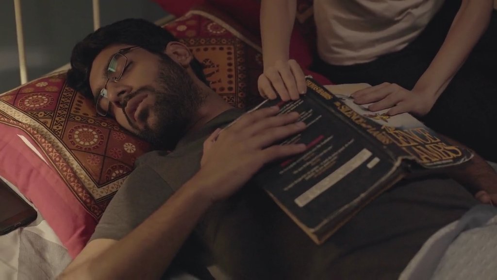 BooksInTVSeries's tweet photo. The Silence of the Lambs (Novel by Thomas Harris) in Dice Media's Little Things

(Season 2 ; Episode 3)

#BooksInWebSeries https://t.co/kOxxWpaagz