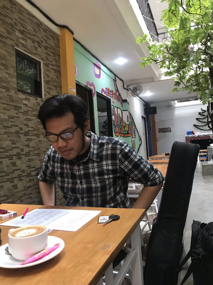 Meeting akhir tahun <a href="/urban18/">kelly moon</a>