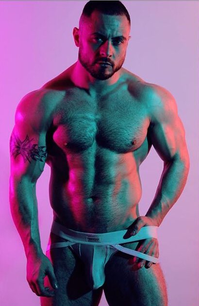 WomensEyeCandy1's tweet photo. #hunkoftheyear2018 #round2 kicks off tomorrow at https://t.co/FwMkqhZacq find out if the very naughty @marshallarkley has made it through to the next round #101hunks ๐โค๏ธ https://t.co/oS9YsxTTHR