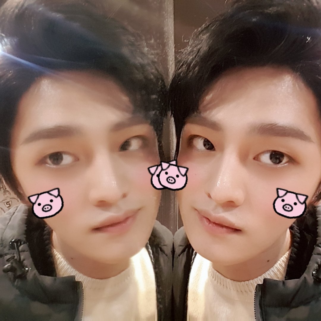 ItaliaLucente's tweet photo. ✨UPDATE✨
[29122018] 
Agg. Twt di @LUCENTE_NOGA 💕

"#LUCENTE fan meeting per i 100 giorni di debutto completatoヾ(*’O'*)!! Purtroppo #LU_B non abbiamo potuto fare foto😢 Grazie ai LU'B che sono rimasti con noi fino a tardi💕 Andiamo a vedere le foto della missione👀" https://t.co/NKil750jrg