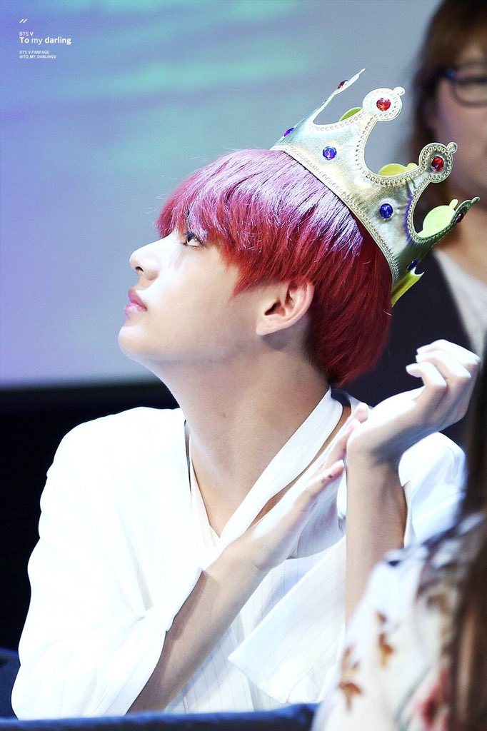 yxnic's tweet photo. Happy Birthday My Little Prince~ #방탄소년단 #뷔 #V #WE_PURPLE_V #ABright_VDay #HAPPY_V_DAY @BTS_twt @bts_bighit https://t.co/dtHzt6kuTd