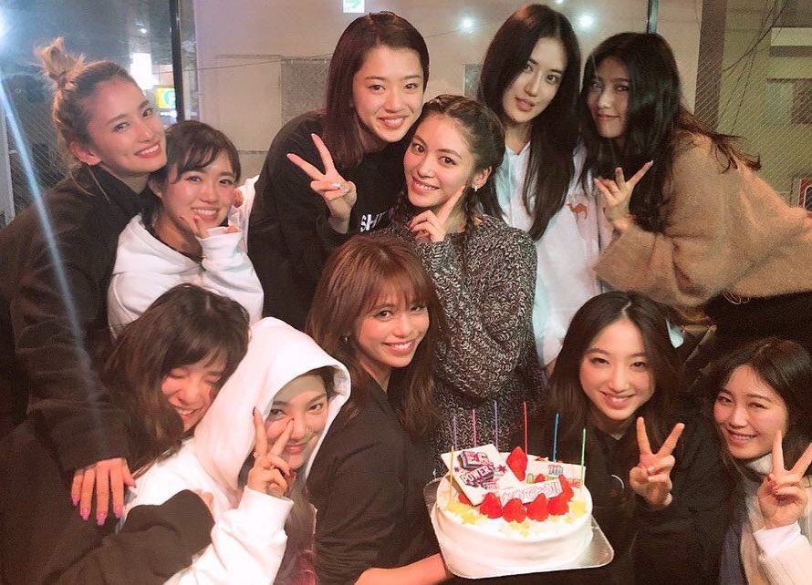 Eg_ayaka520's tweet photo. E.G.POWER

広島 4/8 3連 or 1連

重複してしまったので急ぎで譲り先探してます🙌🏻
気になる方いましたらリプ or DMお願いします(^ ^)
#egpower https://t.co/2Q6JC9gKd7