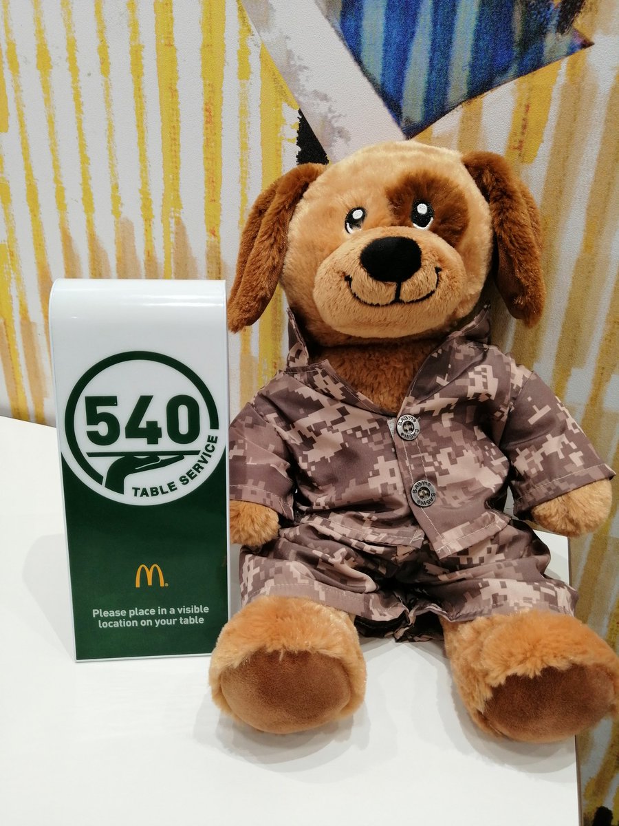 LtBaxterWalnut's tweet photo. Was #shopping in #Asda in #Norwich, got a little peckish so grabbing a cheeky cheese burger from @McDonalds https://t.co/ufz1EfQrrx