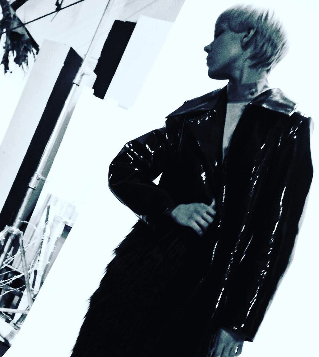 by_varga's tweet photo. @byvarga Grace faux fur and leather coat on special promo now, DM to get a massive £400 off and order now for £1,490. 💥💥💥💥
#grace #leatherjacket #leather #designer #designerjacket #fashion #womensfashion #womenempowerment #women #coat #leathercoat https://t.co/ENkNUBh69V
