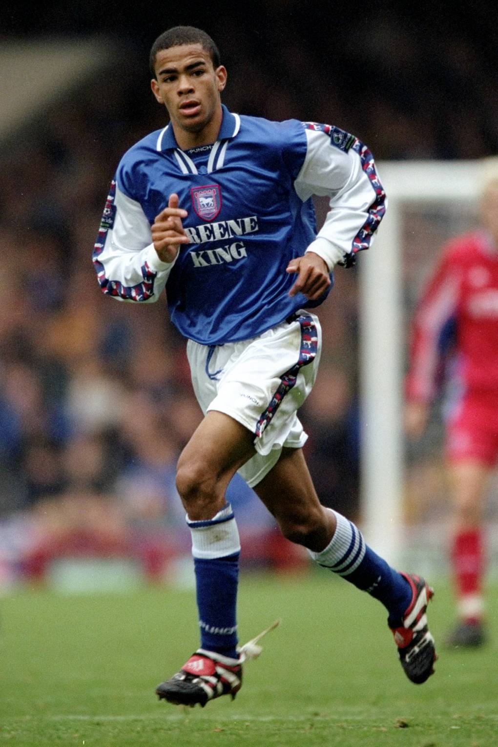 Happy Birthday Kieron Dyer 