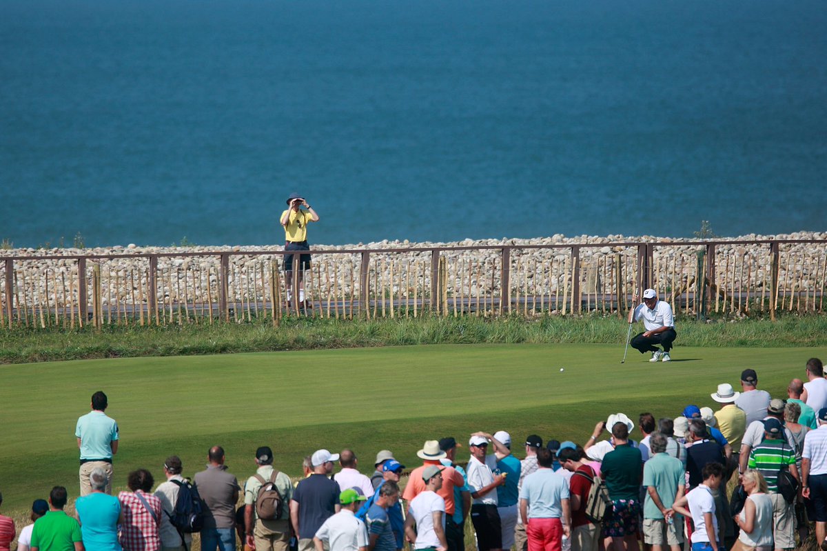 Royal_Porthcawl's tweet image. RT &amp;amp; share for your chance to win a 2 ball worth £250 in our December prize draw! Entry closes at midnight on 31 December!⏱#win