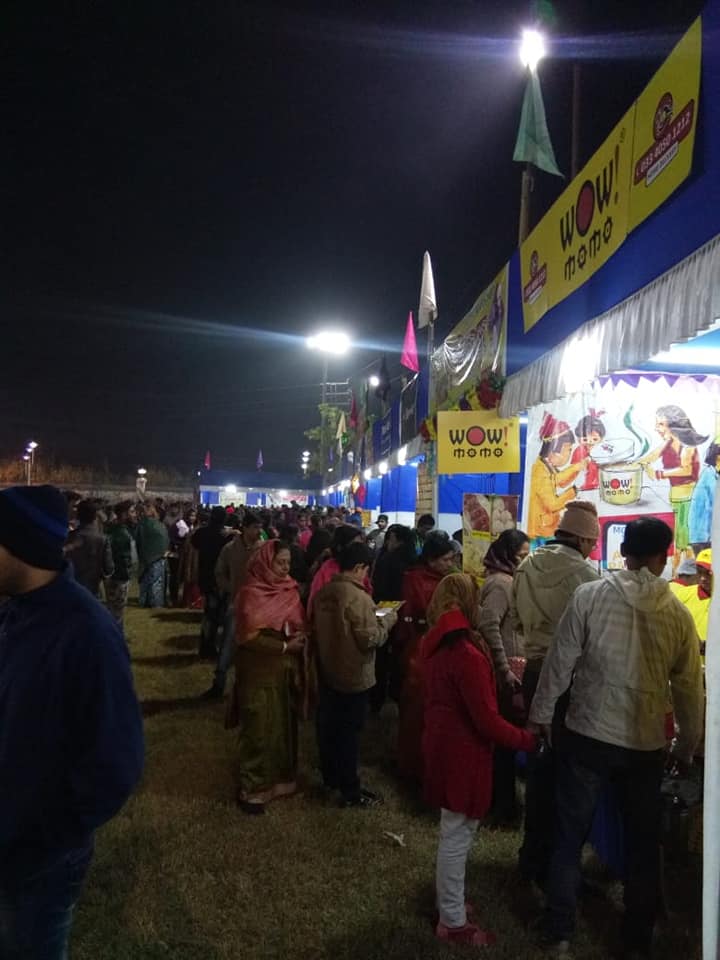 Wowmomo4u's tweet photo. Food make everyone happy ,Wow! Momo spreading happiness with its gourmet at Howrah food festivals.
#wowmomo #momoonthemove #howrahfoodfestivals #foodfestivals #foodlove #igfood https://t.co/PQjcrcTnwA