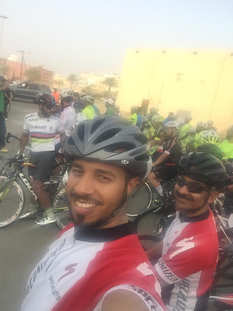 arafil_cyclists's tweet image. مشاركة فريق ارافل في سباق القنفذة( رخاء و نماء)
نشكر دراج القنفذة على الاستضافة و التنظيم 
@Darraj_Qunfudah