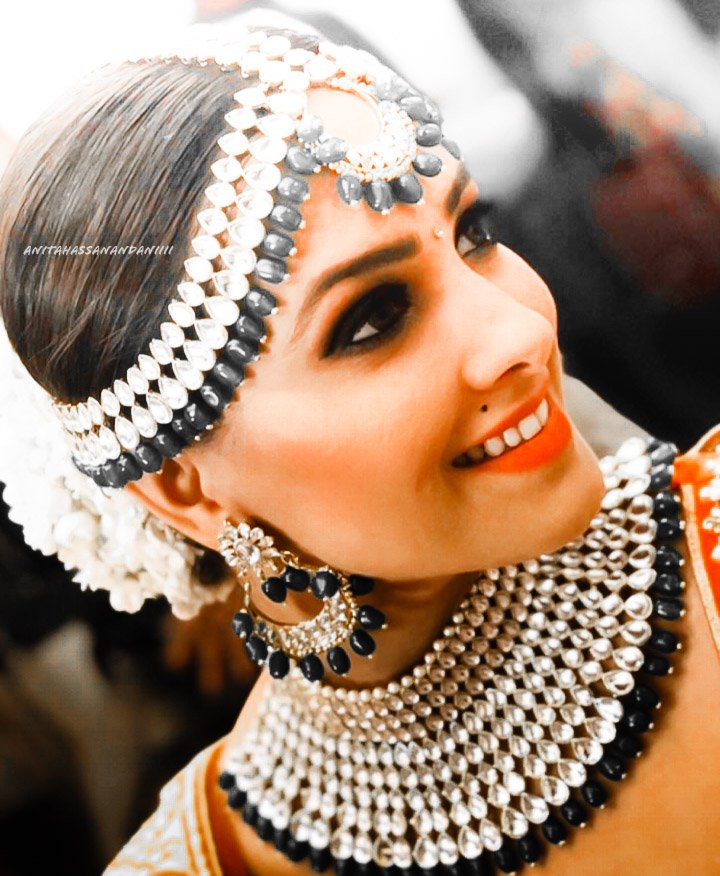 Anita_H_Reddy's tweet photo. Queen of hearts ❤
#anitahassanandani #naagin3 #vishkhanna #vish #colorstv
@anitahasnandani https://t.co/d6bX5B7kuz