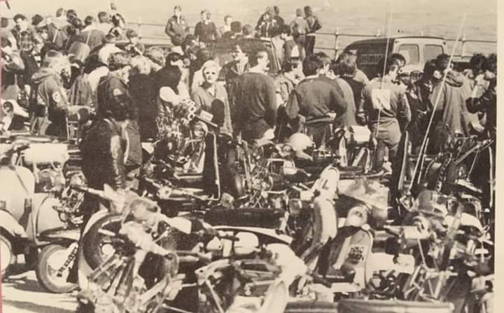 trojan_sc's tweet photo. The scootering community Scarborough 80s https://t.co/xGVNXlMaNv