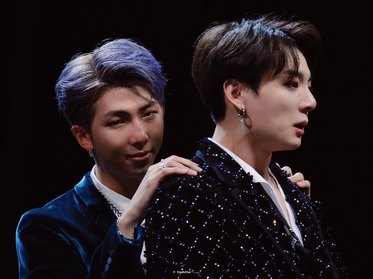 jungkookthread tweet picture