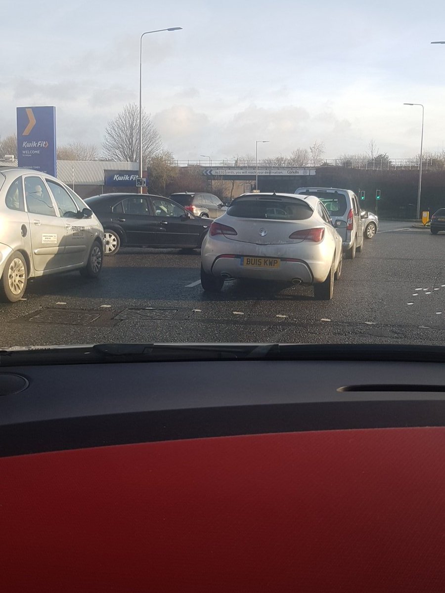 naaman1972's tweet photo. @WiganCouncil again I would like congratulate you all for the absolute nightmare you've created at #saddlejunction #bravo 👍👍👍👍👍#shambles https://t.co/LHeY1xJZw4