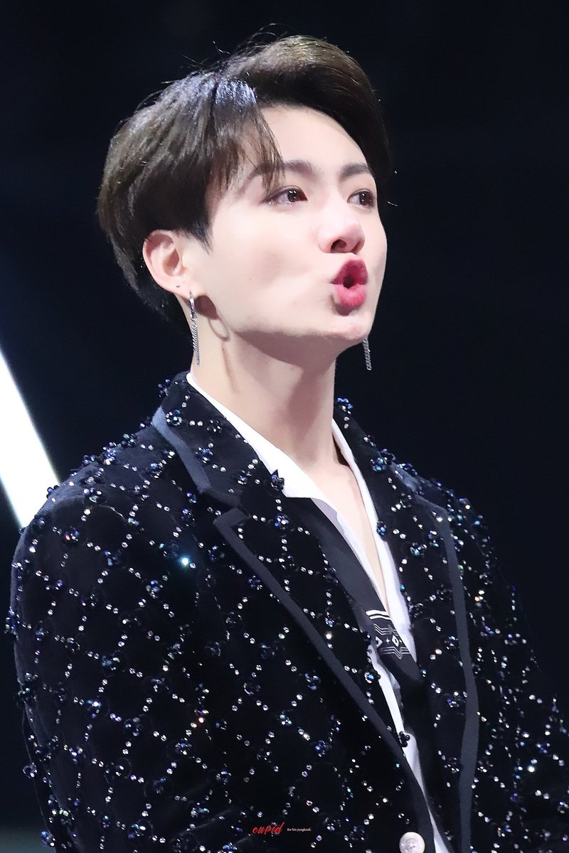jungkookthread tweet picture