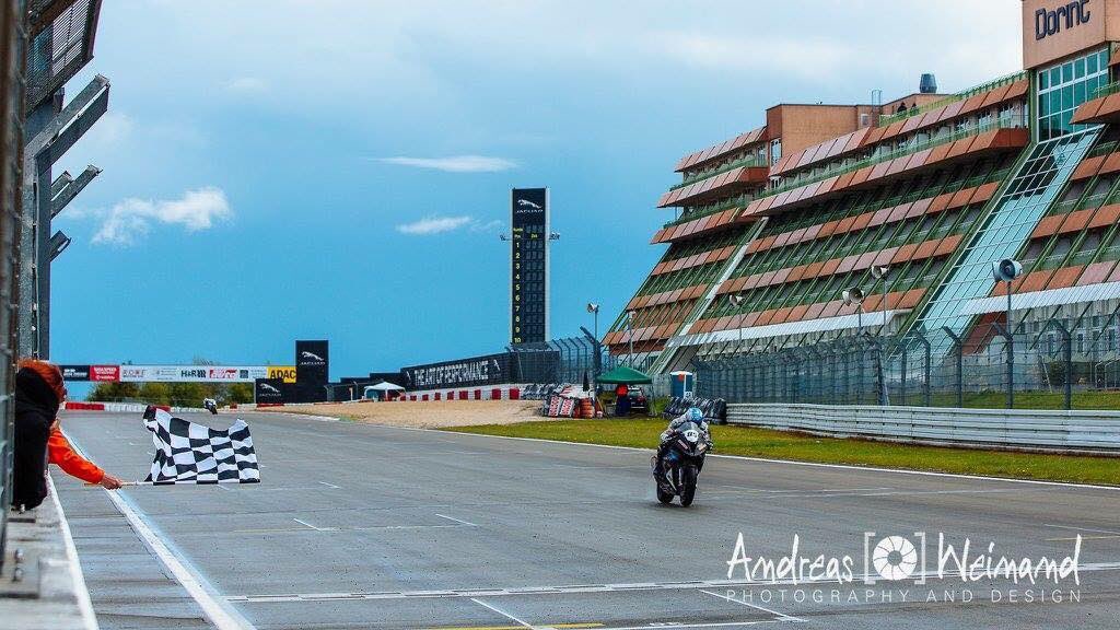 85tuppi's tweet photo. See the finishline of a heavy and strong year. Thanks for your support in this year!Now looking forward to 2k19! ✊💪 #finishline  #endofyear #fullthrottle #allin #lookingforward #2k19 #cantwait #bmwmotorradmotorsport #abm #mra #nolangroupdeutschland #presserundkuhn #themotocoach https://t.co/XrnkHb3ZcD
