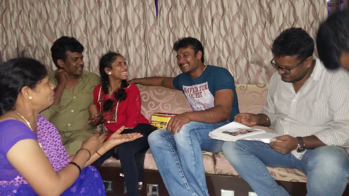 Dcompany171's tweet photo. #50DaysForDBossBday
@dasadarshan @DTEAM7999 @DTYIFCKunigal @DSS_TeamMandya @Darshanfans171 @DTSOYOfficial @DarshanTrends https://t.co/A84D2emoXv