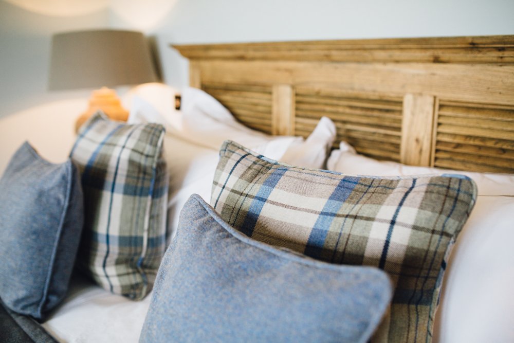 TheLythValley's tweet image. Has the family worn you out this Christmas? Treat yourself to a quick get away! We have some late availability for Sunday 30th available for one night, Superior King £80 B&amp;amp;B or Junior Suite £90 B&amp;amp;B. #LythValleyInn #LastMinutePlans #ThePlaceToBe #TreatYourself