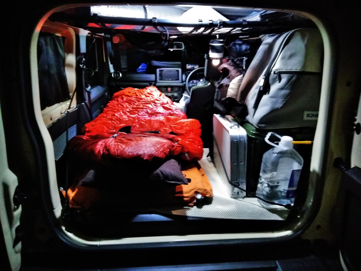 のこみち 車中泊 新型ジムニーシエラ スキー場 寝袋 バロウバック 少々早いですが寝ます 装備はバロウバック 0 スキー用靴下 ももひき 厚手のズボン シャツ フリース あと 普通のパンツ 途中で変更したらまた報告します T Co のこみち 車中泊 新型ジムニーシエラ スキー場 寝袋 バロウバック 少々早いですが寝ます 装備はバロウバック 0 スキー用靴下 ももひき 厚手のズボン シャツ フリース あと 普通のパンツ 途中で変更したらまた報告します T Co