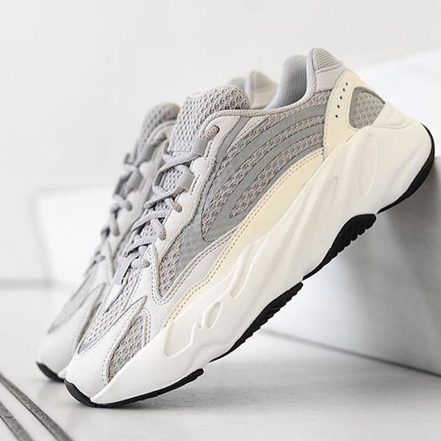 djtonytoni's tweet photo. How many copped the Yeezy 700? I mustβve been good this year 2 out of 3 ainβt so bad ! π
πΎ Santa Yeezy said so. π€
#adidas #3stipes #3stripelife #3stripesstyle #adidasoriginals #yeezy #700 #itAintEasybeingBreezy #commonwealthph https://t.co/m4WyZN45iA https://t.co/reD594XiWO
