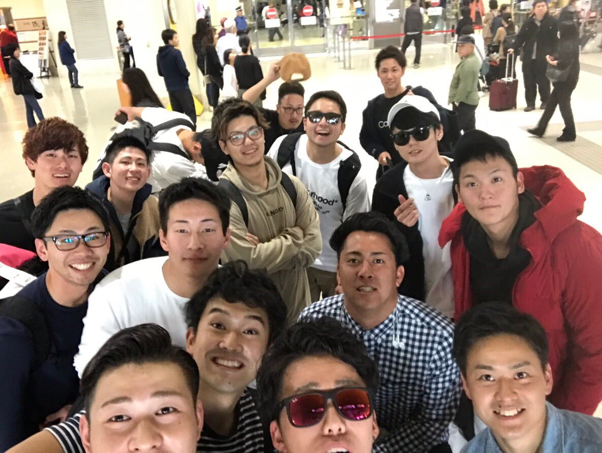 heishiro911's tweet photo. 豊川高校硬式野球部67代目
沖縄卒業旅行🌺 https://t.co/bk0XhWqt0b