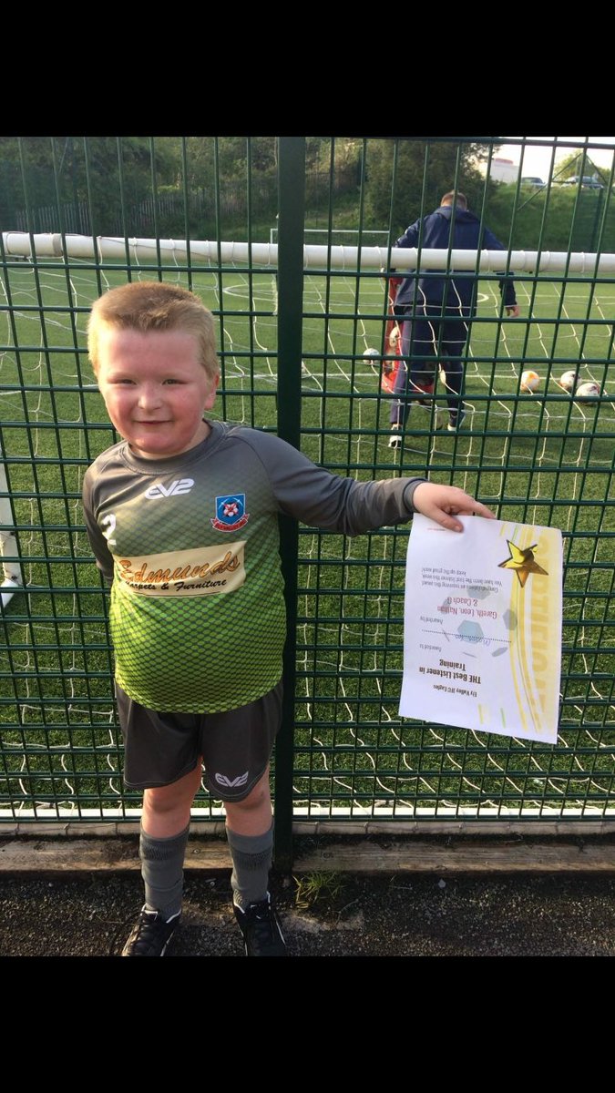 ely_8s's tweet photo. Happy birthday mason! 9 today. Have a great day at the Ely valley Xmas party 🎉 https://t.co/enWko5P1Uy