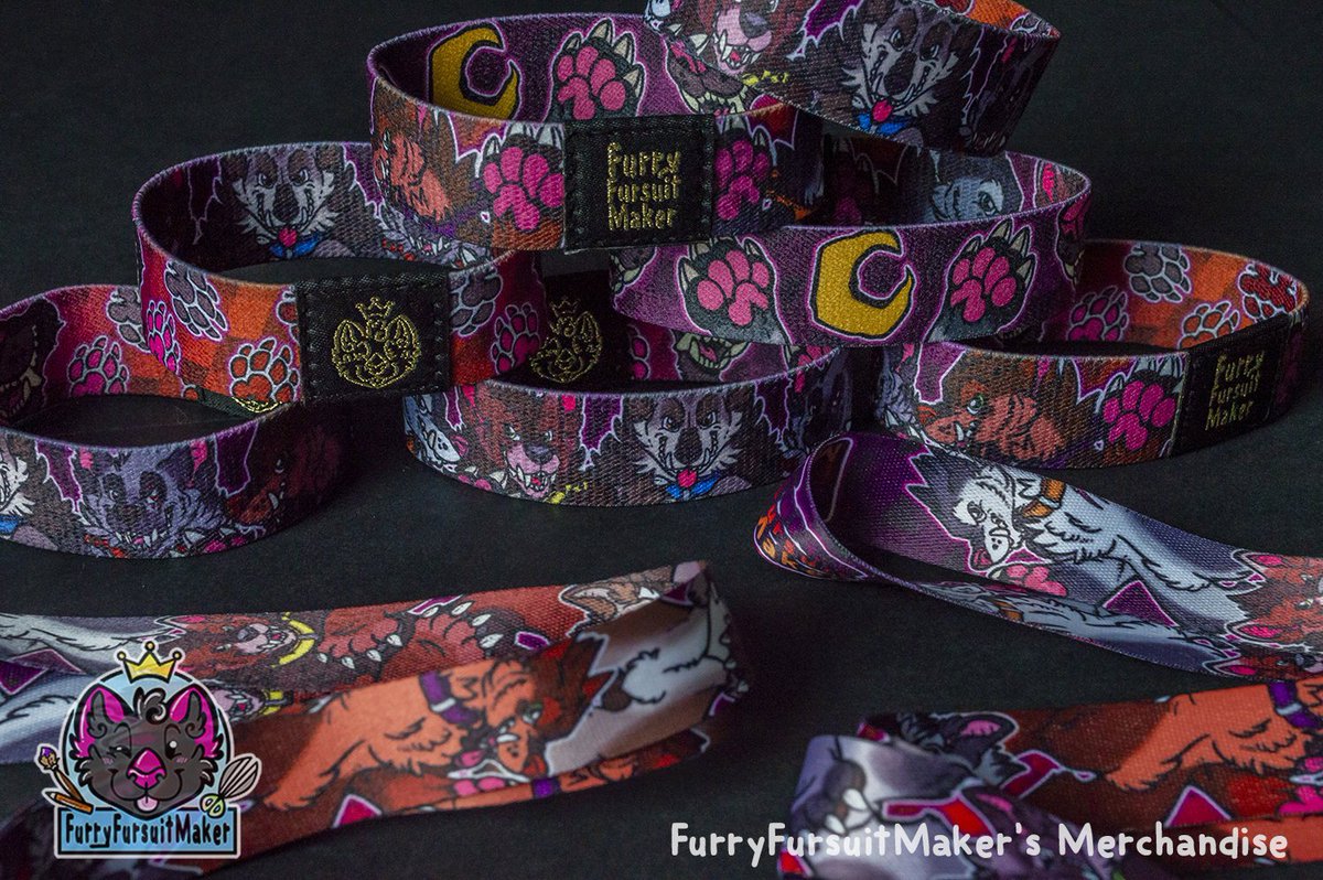 FurryFursuit_M's tweet photo. And my new merchandise are online! Check out my etsy, be quick limited quantities available! https://t.co/EkAjN36eM2 #furry #furrie #furryfandom #furrymerch #werewolfs #wolf #maws #mawsvspaws #puppies #dogs #furryfursuitmaker @BuyFurryArt https://t.co/VZoVmtsCQX