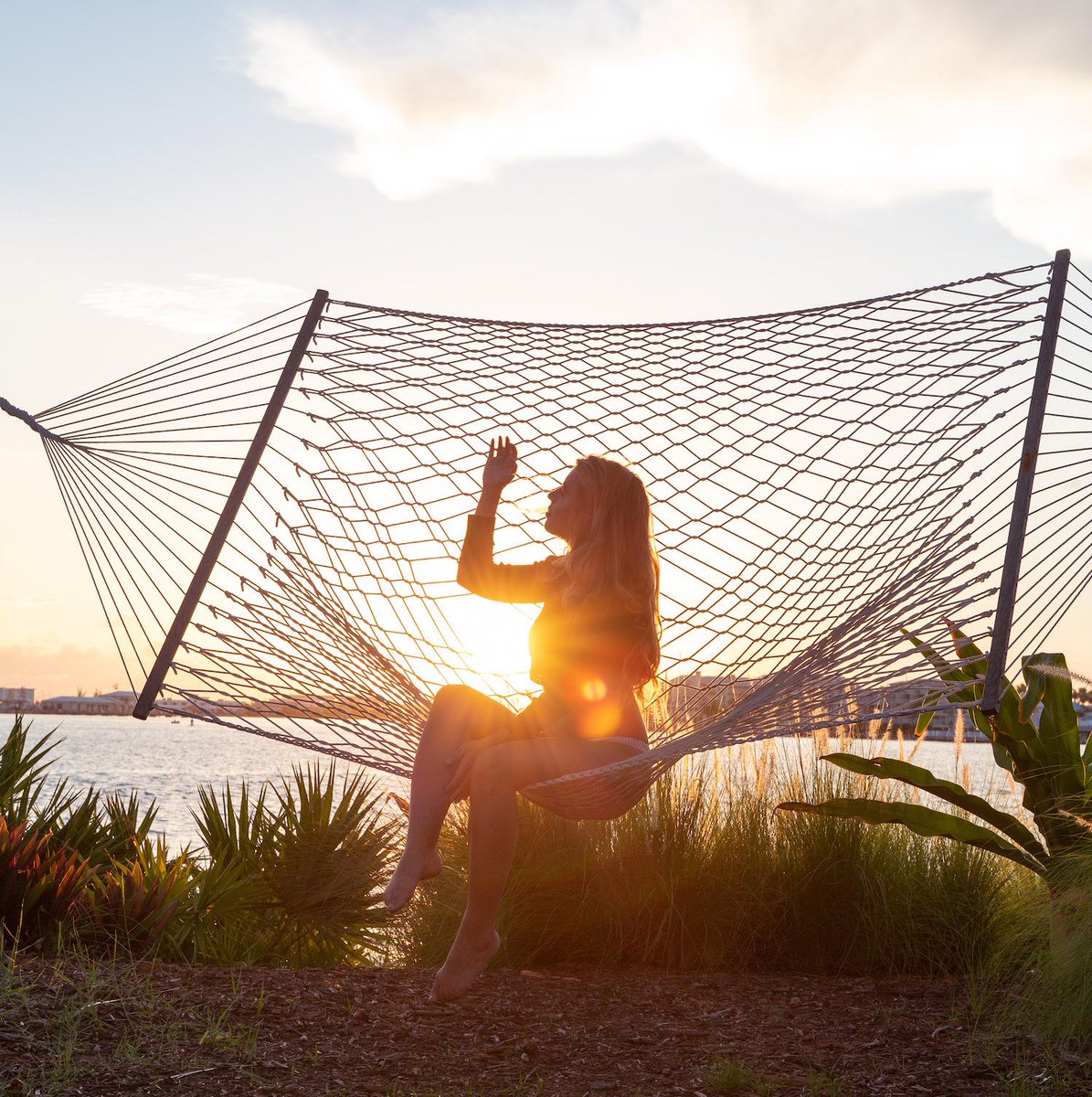 sunsetkeykw's tweet photo. Settle in for the sunset of your dreams. #mysunsetkey
📷: mrndapnda https://t.co/3anbAPVU27
