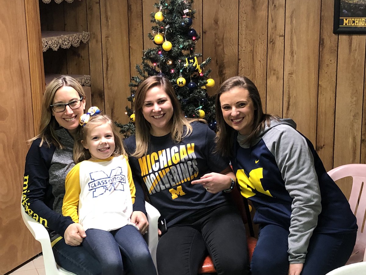Three 2011 U of M grads and one future 2036 grad! #goblue <a href="/UMichAlumni/">Alumni of the University of Michigan</a> <a href="/zoepio/">Zoe</a> <a href="/jillianmarton/">Jillian Marton</a> <a href="/Ethnic_Friend/">A_Mayan (Toby C)</a> <a href="/UMichAthletics/">Michigan Athletics 〽️</a> <a href="/UMGoBlog/">Michigan Football on UMGoBlue</a> <a href="/UMichFootball/">Michigan Football</a> <a href="/UMich/">University of Michigan</a> <a href="/umtailgate/">UMTailgate</a> @CoachJim4UM 💙〽️🏈🏀💛