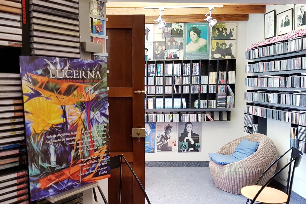 JulioIslaJ's tweet photo. El nuevo número de Lucerna ya se encuentra disponible en la excelente tienda musical @Palco_Lima (Jorge Chávez 294, Miraflores), como siempre al precio de 10 soles.

#revistalucerna #revista #palco #miraflores #lima #reading #lectura #musica #classicalmusic #arte #libro #lectura https://t.co/f7yVK4UTL7