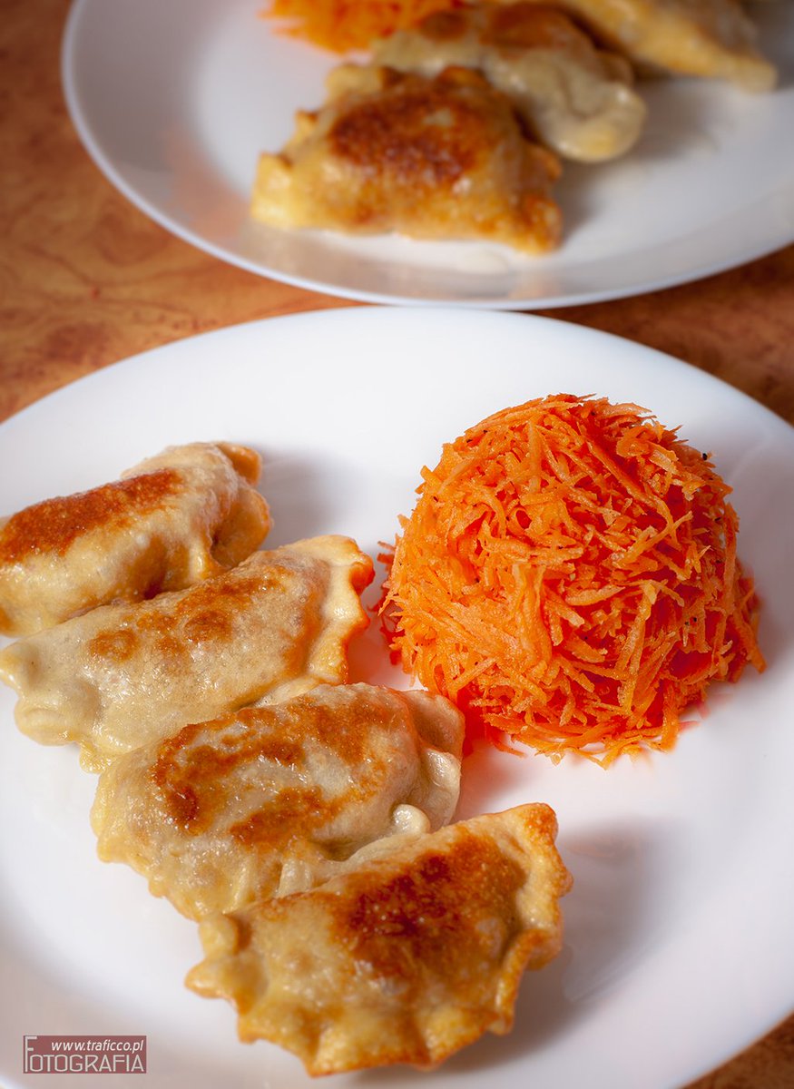 FotoTraficco's tweet photo. https://t.co/1d7znZcSbe

#polishfood #polishcusine #dumplings #carott #foodphotography #photography  #photographyeveryday  #cusine #food #salad https://t.co/Hv5iwZKam8