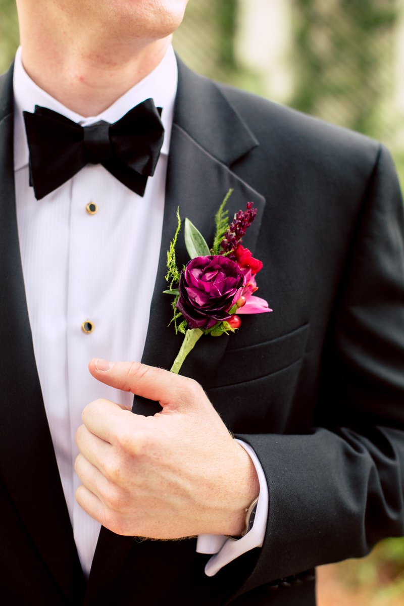 SouthernFlorals's tweet photo. Totally feeling the <3 <3 

#GroomStyle  #Boutineere #boutinierre #groom #groomsmen #maconflorist #Florist #Weddings #ISaidYes #Engaged #BrideToBe https://t.co/FT1Ow8nynx