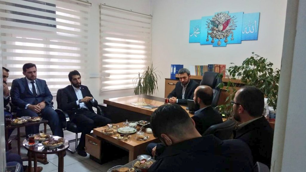 gencsaadet's tweet photo. Genel Başkanımız ve Konya Milletvekilimiz Abdulkadir KARADUMAN, beraberindeki heyetle Furkan Nesli Dergisi'ni ziyaret etti. https://t.co/linoyzRIRo