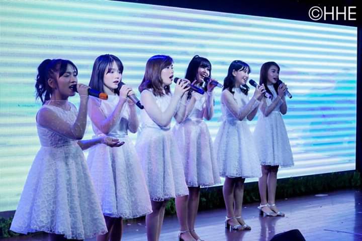 ilovebellee's tweet photo. Congratulations MNL48 as this year's PPOP YOUTH MODEL OF THE YEAR - HUWARAN NG KABATAAN AWARD!
I'm so proud of your girls!
#MNL48 #MNL48Belle #Belle #TheBelleIsRinging #PPopAwards2018 https://t.co/Ddo8Vlrdkt