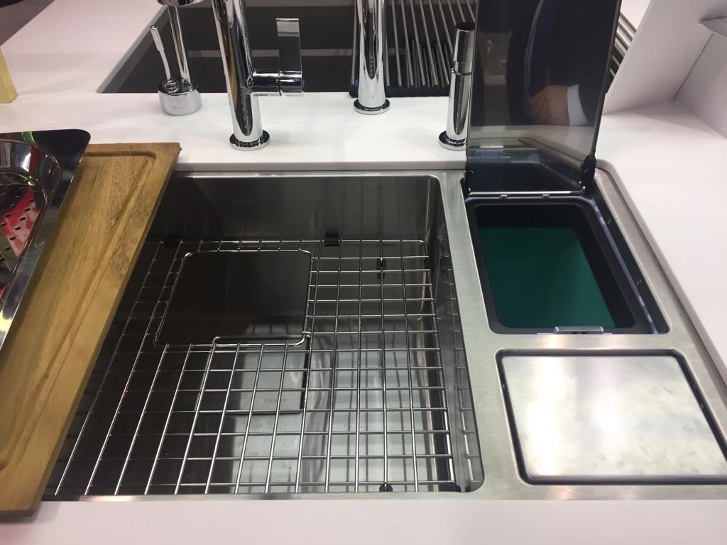 IncSinks tweet picture