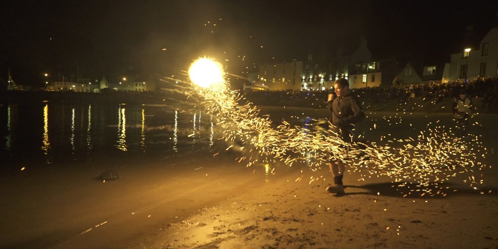 Only a few days until the Stonehaven Fire Festival! All our guests get VIP access to the parade! 
#luxurylodges #visitscotland #winterABDN #visitABDN #hogmanay #newyear #newyear2019