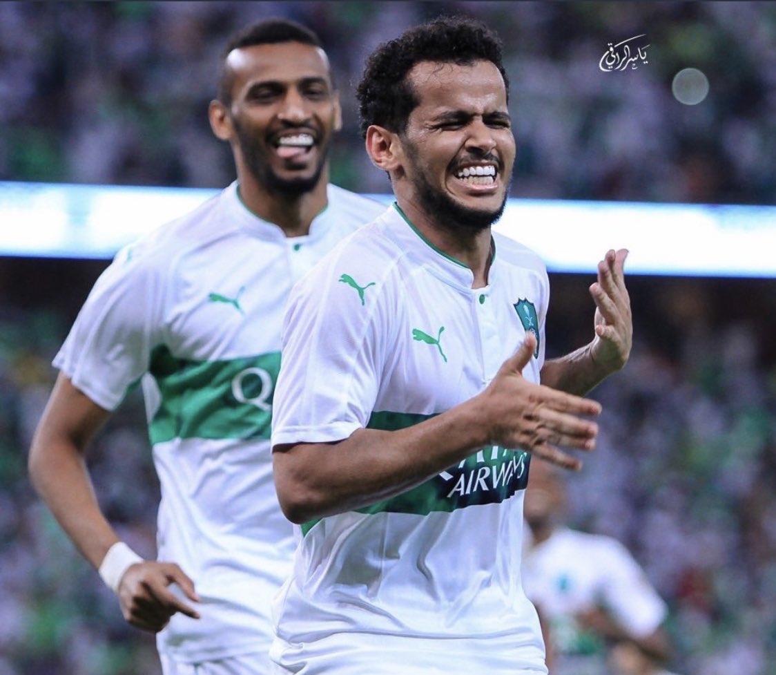 FcAhlilive's tweet photo. 🚨 هام جداً : بعد قيادة عبدالله بترجي للنادي #الاهلي سيكون له اجتماع قريب مع ( عبدالفتاح - مهند عسيري ) بخصوص مستقبلهم و إستمرارهم بالنادي 💚
ـ https://t.co/dO3quKm8DJ