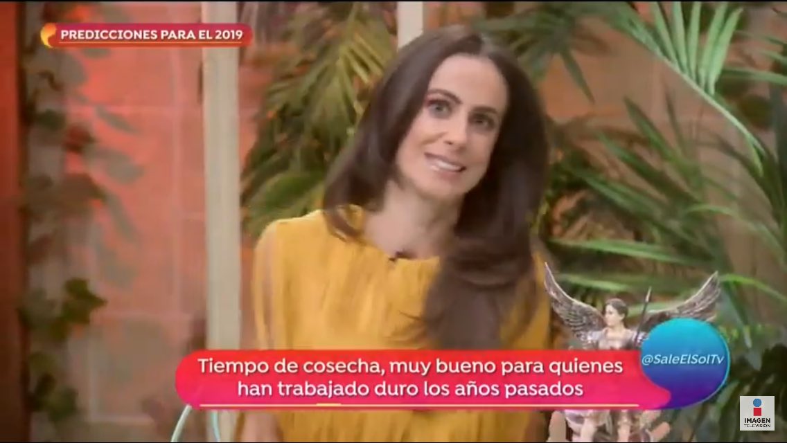 PauMercadoFans's tweet photo. @MercadoPaulina Nos llenas de emoción e ilusión cada vez que te vemos! https://t.co/n4XezpLJnT