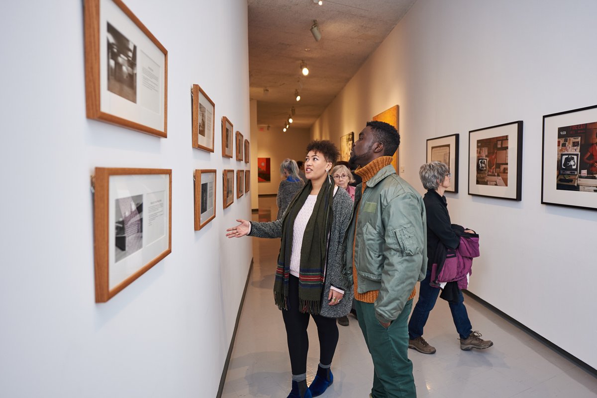 wag_ca's tweet photo. Catch a guided tour of The 80s Image today at 2pm, included in your Gallery admission ποΈ More on the show: https://t.co/ifn2tYGQvk #80simage #onlyinthepeg #exploremb #finditdowntown Photos: @dave_101 https://t.co/BhDJUdGcXN