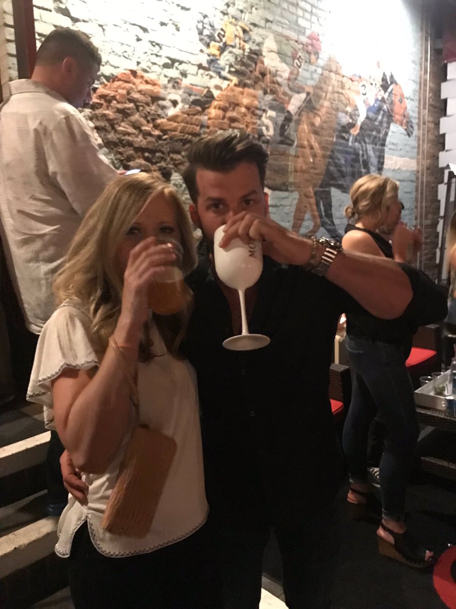 goonie18's tweet photo. @johnnybananas thinking we might need a reunion with your favorite Challenge OGs. #gaffneysnewyears #weheartbananas #30somethingfansarethebestfans https://t.co/zg6H43YWGO
