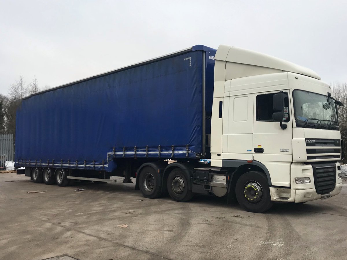 Jon_HGV1's tweet photo. Last drive in the @DAFTrucksUK with the @LDtrailers keeping up well for 2018 done, Nice trip to #Southampton then #Andover, 🚚🚚💨💨 #saturdaydriver  #truckpic #uktrucking  #agency  #hgv #daftrucksuk #LGV #Lorry https://t.co/WUcOSVGsZy