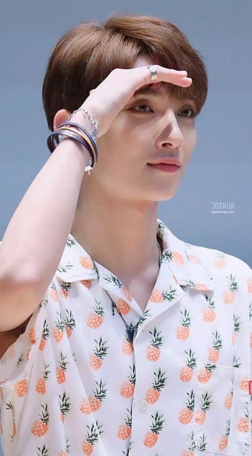 svtaestheticc_'s tweet photo. 🕯ˢᴾᴱᴺᴰᴵᴺᴳ  ᵀᴵᴹᴱ  ᵂᴵᵀᴴ  ᵞᴼᵁ  ᴹᴬᴷᴱˢ  ᴹᴱ  ˢᴼ  ᴴᴬᴾᴾᵞ.  ᴵᵀ'ˢ  ᴹᴬᴷᴵᴺᴳ  ᴹᴱ ˢᴹᴵᴸᴱ  ᴿᴵᴳᴴᵀ  ᴺᴼᵂ _ ᶠᴬᴸᴸᴵᴺᴳ ᶠᴼᴿ ᵁ✨

#겨울왕자_슈아의_생일을_축하해
#FallingForJOSHUA #SEVENTEEN #세븐틴 #우지 #Joshua @pledis_17

🌷cr @TodayJisoo https://t.co/tgnNzVi4TL
