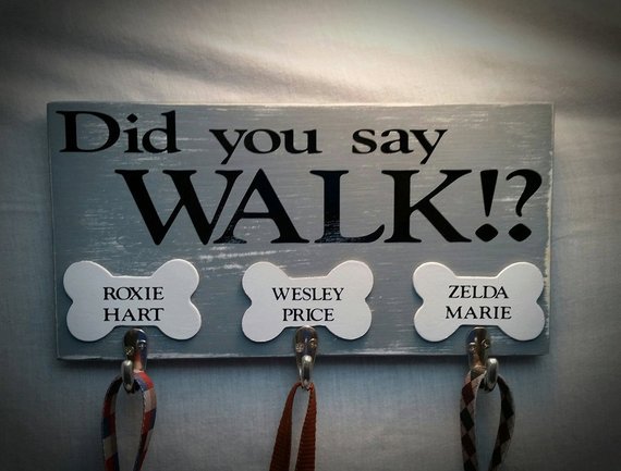 signchik's tweet photo. Dog Leash Holder, Pet Leash Holder, Leash Rack, #housewares #homedecor @EtsyMktgTool https://t.co/dghhlK3GsU #dogleashholder #dogleash https://t.co/Dgk8NY7j7n