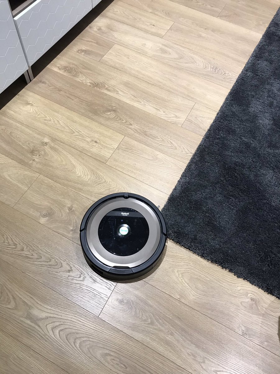 m_vila1's tweet photo. . @iRobot Before destroying my Roomba, please add an option in the next update to disable the under sensors while vacuuming for those who don’t have stairs, becouse this is an everyday situation! May it be my xmas present or my ticket to get a job in iRobot? Thanks! https://t.co/EhJuHAKkk3