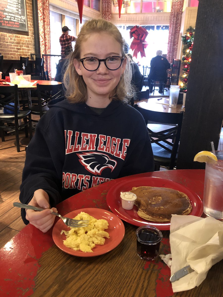 JasonJj7's tweet image. Guess who is 12? #BirthdayTradition #BreakfastWithDad  @SpoonsCafeTX