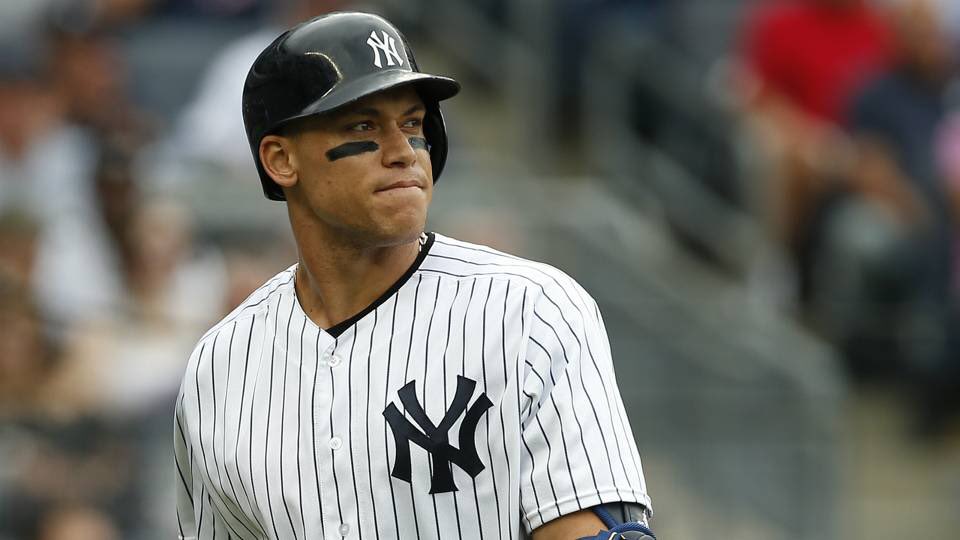 KSlurve's tweet image. What team is going to bring a trophy home in 2019? 🏆