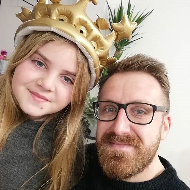 NDeWestelinck's tweet photo. Happy Birthday to you! This cutie turns 11 today! 🎉🎂 #happybirthday #party #goldchild #11years #biglove #godfather https://t.co/GLv1RJ9bfy https://t.co/ZD9643MapZ