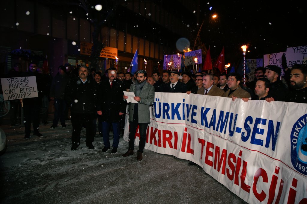 18HuseyinBoz's tweet photo. Doğu Türkistan’da işkenceye maruz kalan soydaşlarımızın asla yalnız olmadığını çok gür ve güçlü bir şekilde Çankırı'dan haykırdık.. 

Türkiye KAMU-SEN Çankırı İl Temsilciliği ile Türk Ocakları Çan. Şub.tarafından düzenlenen Doğu Türkistan'a destek yürüyüşünde tek yürek olduk. https://t.co/YIrkDWoVE2